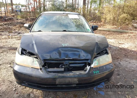 2002 Honda Accord 2.3 Lx from USA, damaged, VIN 1HGCG66582A128516